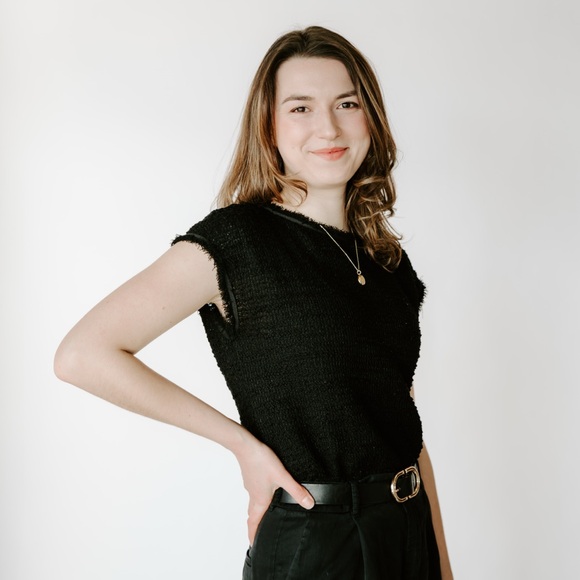 Meet the Posher - Picture 2 of 6